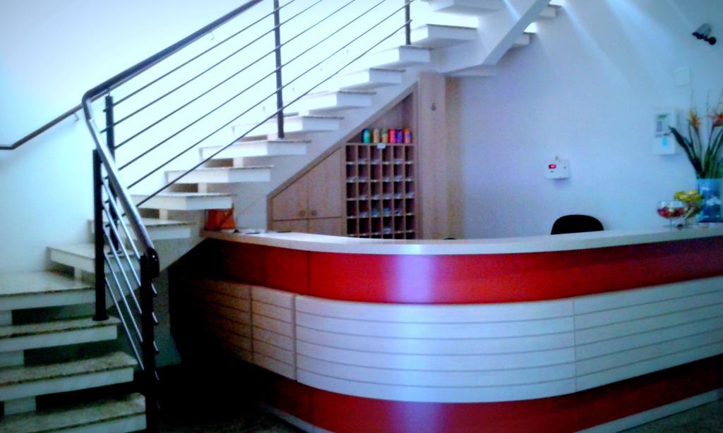 Hotel Eden โซโรกาบา ภายนอก รูปภาพ